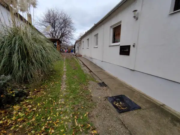 Eladó családi ház, Bár 4 szoba 152 m² 35 M Ft