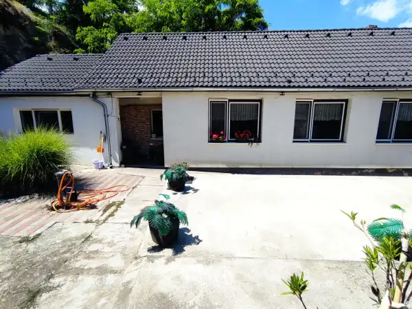 Eladó családi ház, Dunaszekcső 3 szoba 100 m² 26 M Ft