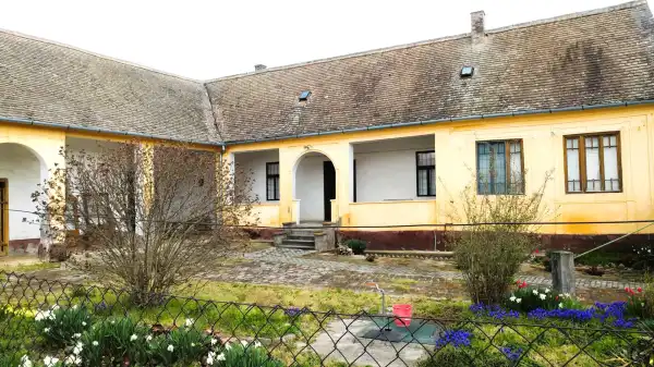 Eladó családi ház, Kölked 3 szoba 88 m² 22 M Ft