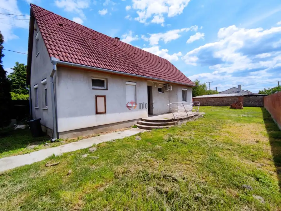 eladó családi ház, Mohács