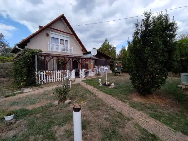 Eladó nyaraló, Mohács 1 szoba 63 m² 19 M Ft