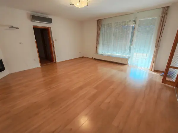 Kiadó téglalakás, Mohács 4 szoba 110 m² 200 E Ft/hó
