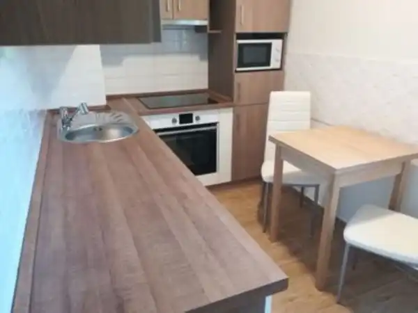 Kiadó téglalakás, Pécs 2 szoba 54 m² 180 E Ft/hó