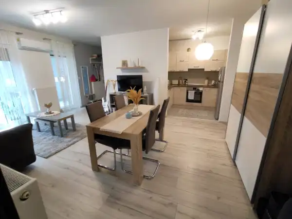 Kiadó újszerű téglalakás, Mohács 2 szoba 60 m² 120 E Ft/hó